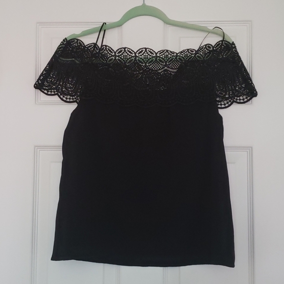 WAYF Off The Shoulder Top - Picture 1 of 4